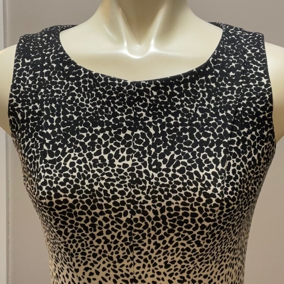 Polka dot dress - Picture 3 of 3